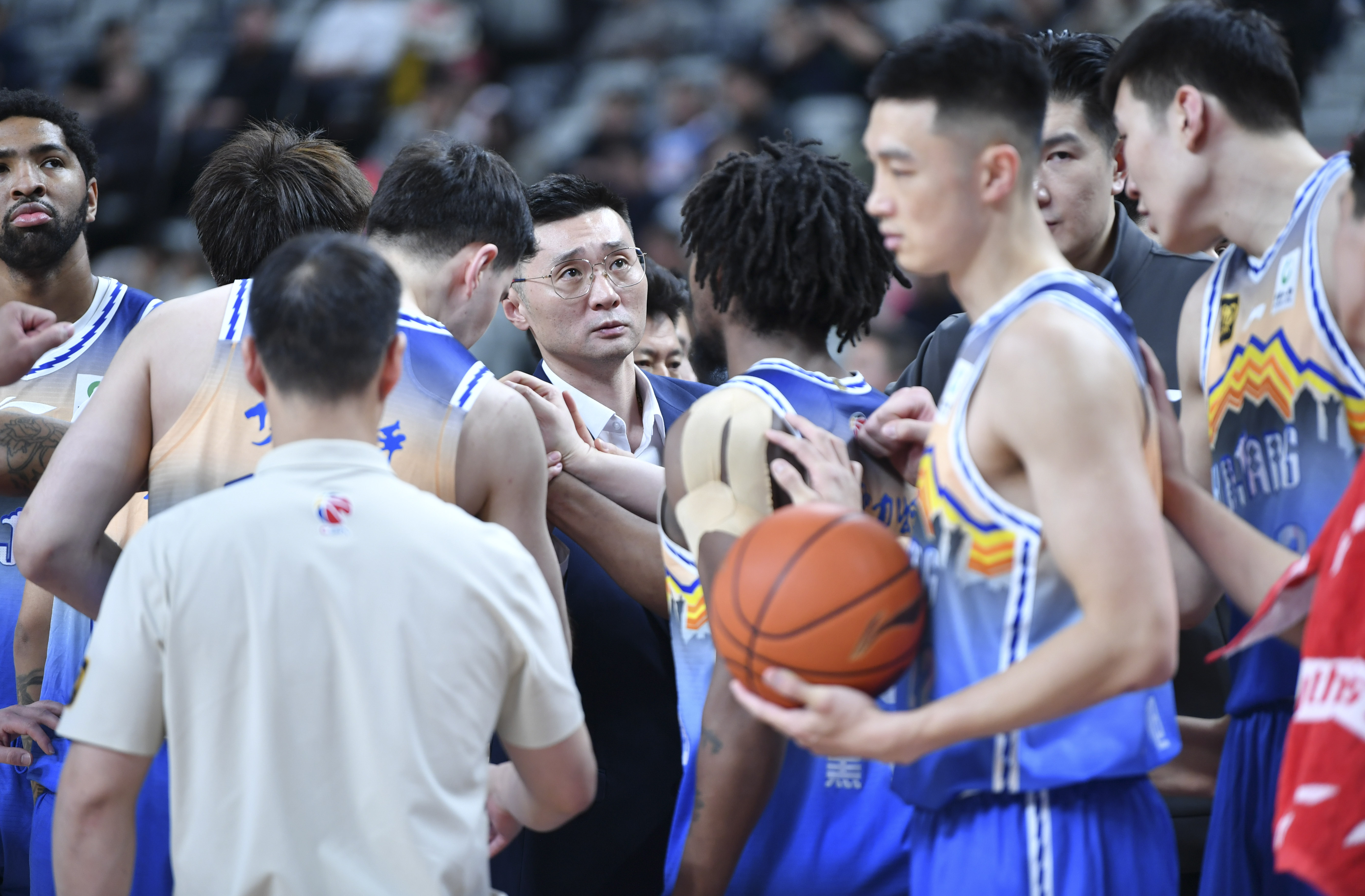 CBA球员试训NBA夏季联赛，能留队吗？的简单介绍