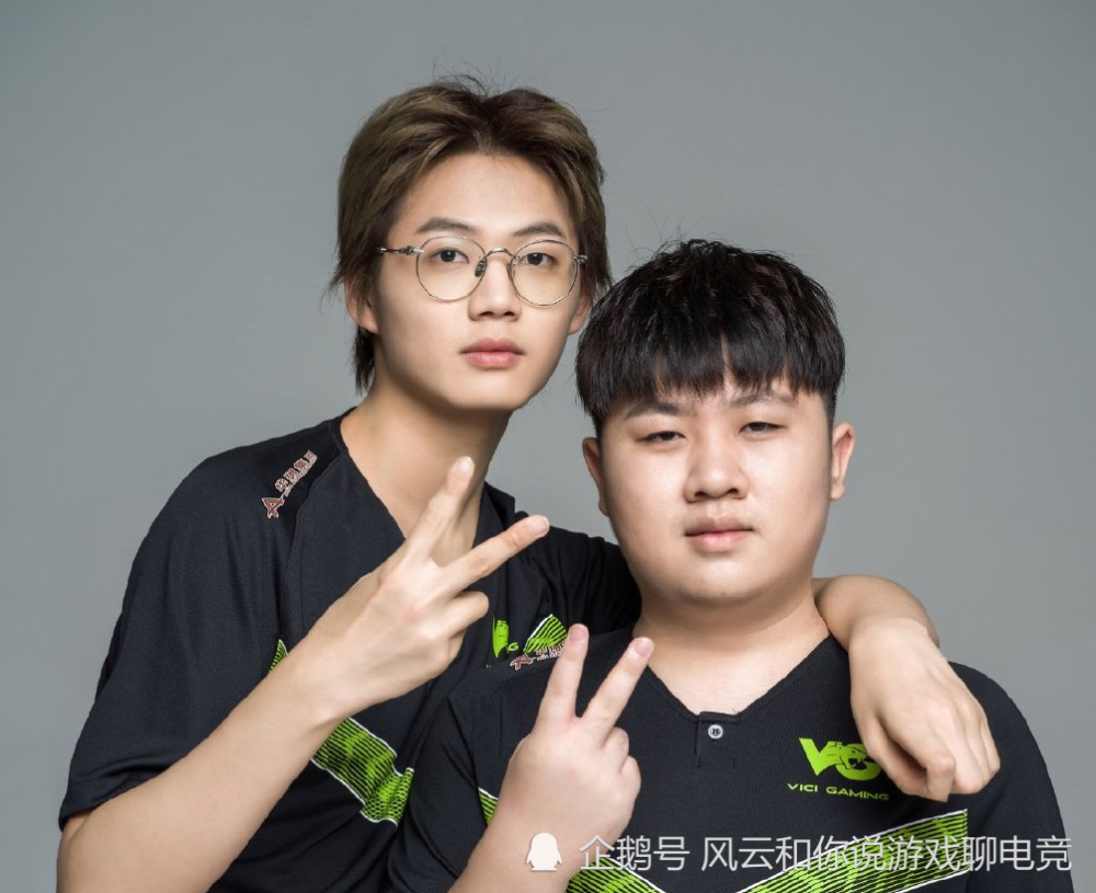 关于电竞合同陷阱：新人选手被俱乐部克扣工资的信息